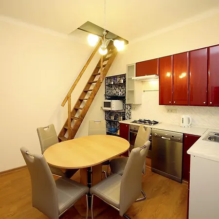 U Vridla, Ul. Trziste. Appartement *